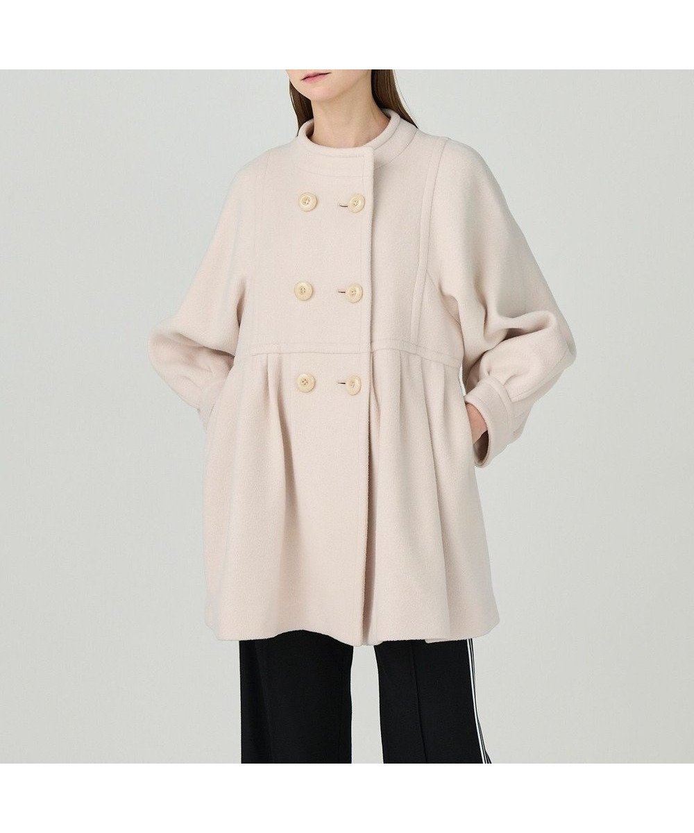 【グレース コンチネンタル/GRACE CONTINENTAL】のテントラインショートコート インテリア・キッズ・メンズ・レディースファッション・服の通販 founy(ファニー) 　ファッション　Fashion　レディースファッション　Fashion for Women　アウター　Coat / Outerwear Collection　コート・ロングコート・ピーコート　Long Coats, Peacoats & More　レディースジャケット・軽アウター　Jackets　ギャザー　Gathered, Ruffled　クラシック　Classic, Timeless Style　ショート　Short, Short Length　ジャケット　Jacket, Outerwear　スマート　Smart, Elegant　冬　Winter / This Winter　切替　Switching, Contrast Panel　A/W・秋冬　Autumn/Winter　防寒　Cold Protection, Winter-Ready　ベージュ|ID: prp329100004857983 ipo3291000000035887453