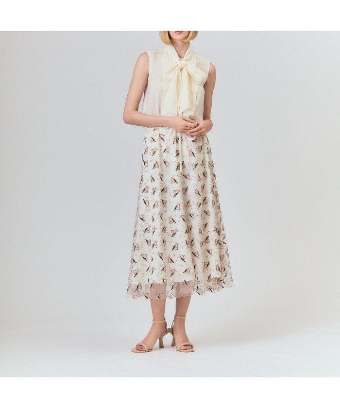 【グレース コンチネンタル/GRACE CONTINENTAL】のマリンembフレアスカート インテリア・キッズ・メンズ・レディースファッション・服の通販 founy(ファニー) https://founy.com/ ファッション Fashion レディースファッション Fashion for Women スカート Skirts Aライン・フレアスカート A-Line & Flared Skirts シアー Sheer, See-Through チュール Tulip, Tulip Motif フレア Flare, Flared モチーフ Motif, Design Theme リゾート Resort, Vacation Style 夏 Summer 旅行 Travel 春 Spring S/S・春夏 SS, Spring/Summer, Warm Season |ID: prp329100004858061 ipo3291000000035889387