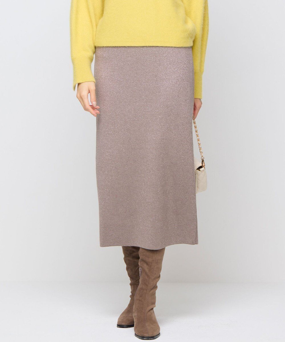 【組曲/KUMIKYOKU】の【Oggiコラボ】きらきらラメニットスカート インテリア・キッズ・メンズ・レディースファッション・服の通販 founy(ファニー) 　雑誌掲載アイテム　Magazine Picks & Fashion Features　ファッション雑誌　Fashion Magazines　オッジ　Oggi　ファッション　Fashion　レディースファッション　Fashion for Women　スカート　Skirts　アクリル　Acrylic Material　エレガント 上品　Elegant　コラボ　Collaboration, Collab　12月号　December Issue　ストレッチ　Stretch, Stretchy Fabric　スリット　Slit, Slit Detail　雑誌　Magazine, Fashion Magazine　トレンド　Trend, Trending Now　人気　Popular, Best Seller　バランス　Balance, Style Balance　フィット　Fit, Slim Fit　ロング　Long, Long-Length　冬　Winter / This Winter　A/W・秋冬　Autumn/Winter　S/S・春夏　SS, Spring/Summer, Warm Season　夏　Summer　ホリデーシーズン　Holiday Season　ビジネス 仕事 通勤　Business / Work / Commuting　モカブラウン系|ID: prp329100004858434 ipo3291000000035909865