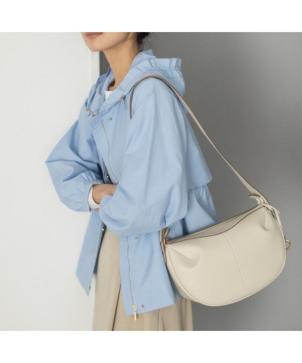 【組曲/KUMIKYOKU】のハーフムーンショルダー バッグ インテリア・キッズ・メンズ・レディースファッション・服の通販 founy(ファニー) 　ファッション　Fashion　レディースファッション　Fashion for Women　バッグ　Bags　ショルダー　Shoulder, Shoulder Strap　フェイクレザー　Faux Leather, PU Leather　エレガント 上品　Elegant　夏　Summer　旅行　Travel　春　Spring　S/S・春夏　SS, Spring/Summer, Warm Season　アイボリー系|ID: prp329100004858559 ipo3291000000035912266