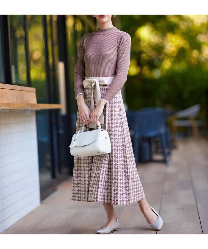 【ティアクラッセ/Tiaclasse】の【洗える】千鳥柄ニットプリーツワンピース インテリア・キッズ・メンズ・レディースファッション・服の通販 founy(ファニー) https://founy.com/ ファッション Fashion レディースファッション Fashion for Women ワンピース Dresses ニットワンピース Knit Dresses ウォッシャブル Machine Washable 洗える Machine Washable 秋 Autumn チュニック Tunic, Long Top ドッキング Docking, Mixed Material 長袖 Long Sleeve, Full Sleeve プリーツ Pleats, Pleated ボトルネック Bottle Neck, Mock Neck ポケット Pocket, Pocket Detail リボン Ribbon, Bow 冬 Winter / This Winter A/W・秋冬 Autumn/Winter 再入荷 Restock / Back in Stock 新作・新入荷 New Arrivals / New In |ID: prp329100004858628 ipo3291000000035913803