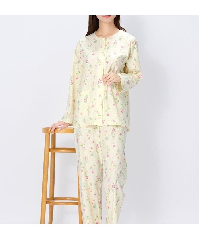 【ウィング/Wing】のパジャマ 長袖 長ズボン 綿混(本体) ジャカード天竺素材 レディース EP8073 ウイング/ワコール インテリア・キッズ・メンズ・レディースファッション・服の通販 founy(ファニー) https://founy.com/ ファッション Fashion レディースファッション Fashion for Women トップス・カットソー Cut & Sew Tops ジャカード／ジャガード Jacquard, Woven Pattern センター Center, Center Line 長袖 Long Sleeve, Full Sleeve パジャマ Pajamas, Sleepwear プリント Print, Printed Pattern ボトム Bottoms, Lower Wear |ID: prp329100004858647 ipo3291000000035914125