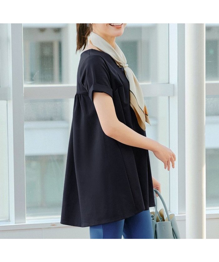 【ティアクラッセ/Tiaclasse】の【UVカット・吸水速乾】 “きれい見え” バックフレアチュニック インテリア・キッズ・メンズ・レディースファッション・服の通販 founy(ファニー) https://founy.com/ ファッション Fashion レディースファッション Fashion for Women トップス・カットソー Cut & Sew Tops シャツ・ブラウス・オフィスカジュアル Elegant Blouses & Button-Ups ロングTシャツ・Tシャツ Longline T-Shirts & Tees カットソー・ベーシックTシャツ Cut-and-Sewn Tops / Stretch Tees & Basics ウォッシャブル Machine Washable 春 Spring 洗える Machine Washable 秋 Autumn カットソー Cut and Sewn Top ギャザー Gathered, Ruffled 吸水 Absorbent, Quick-Dry シューズ Shoes, Footwear シンプル Simple, Minimal チュニック Tunic, Long Top フェミニン Feminine, Girly フレア Flare, Flared ペプラム Peplum, Flared Hem ポケット Pocket, Pocket Detail 半袖 Short Sleeve, Half Sleeve 無地 Plain, Solid Color ロング Long, Long-Length S/S・春夏 SS, Spring/Summer, Warm Season 再入荷 Restock / Back in Stock 夏 Summer 新作・新入荷 New Arrivals / New In ビジネス 仕事 通勤 Business / Work / Commuting |ID: prp329100004858651 ipo3291000000035914226