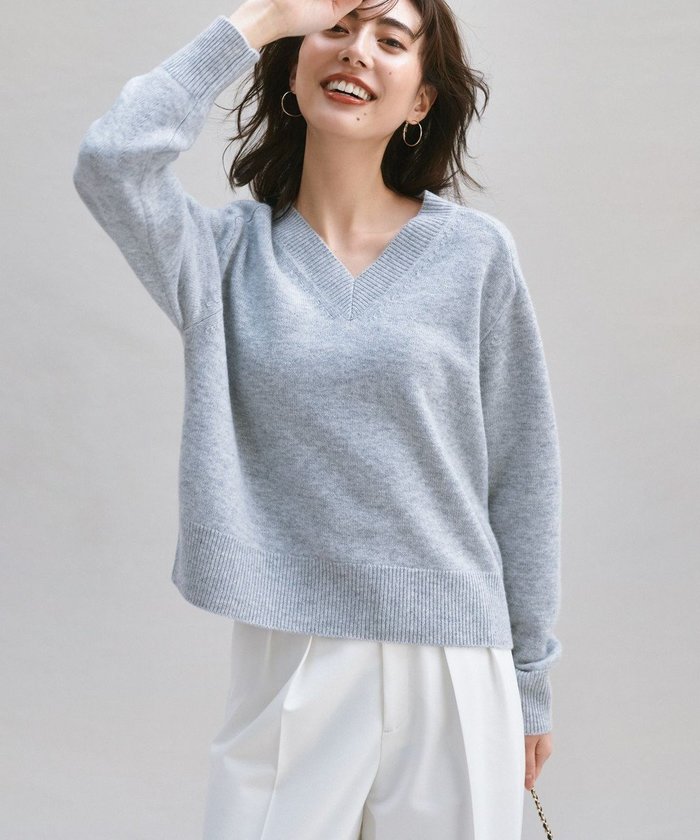 【23区/NIJYUSANKU】の【Oggi2月号掲載/洗える】ウールカシミヤ Vネック ニット インテリア・キッズ・メンズ・レディースファッション・服の通販 founy(ファニー) https://founy.com/ 雑誌掲載アイテム Magazine Picks & Fashion Features ファッション雑誌 Fashion Magazines オッジ Oggi ファッション Fashion レディースファッション Fashion for Women トップス・カットソー Cut & Sew Tops ニット Knit Tops & Sweaters Vネックトップス V-Neck Tops / V-Cut Neckline Shirts 洗える Machine Washable コンパクト Compact, Small Size シンプル Simple, Minimal スマート Smart, Elegant スリーブ Sleeve, Long Sleeve / Short Sleeve セーター Sweater, Knitwear 雑誌 Magazine, Fashion Magazine 2月号 February Issue, Feb. Edition ベーシック Basic, Essential A/W・秋冬 Autumn/Winter |ID: prp329100004859004 ipo3291000000035928030