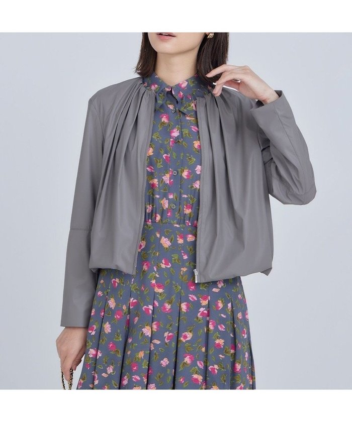 【組曲/KUMIKYOKU】のレザーライクライト ブルゾン インテリア・キッズ・メンズ・レディースファッション・服の通販 founy(ファニー) https://founy.com/ ファッション Fashion レディースファッション Fashion for Women アウター Coat / Outerwear Collection レディースジャケット・軽アウター Jackets ブルゾンジャケット・スポーティアウター Blouson Jackets ギャザー Gathered, Ruffled コンパクト Compact, Small Size コーティング Coating, Coated Finish 軽量 Lightweight, Ultra Light シンプル Simple, Minimal ジャケット Jacket, Outerwear バランス Balance, Style Balance パターン Pattern, Design Print フェイクレザー Faux Leather, PU Leather ブルゾン Blouson, Bomber Jacket A/W・秋冬 Autumn/Winter |ID: prp329100004859105 ipo3291000000035930888