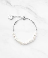 【トッカ/TOCCA】のBAROQUE PEARL BRACELET 淡水バロックパール ブレスレット 人気、トレンドファッション・服の通販 founy(ファニー) ファッション Fashion レディースファッション Fashion for Women ジュエリー Jewelry チェーン＆カフブレスレット Cuff & Chain Bracelets おすすめ Recommended / Our Picks アクセサリー Fashion Accessories ギフト プレゼント Gift / Present シンプル Simple, Minimal セレモニー Ceremony チェーン Chain, Chain Strap テクスチャー Texture, Textured Fabric ハーフ Half, Half-Length バロック Baroque, Baroque Design パール Pearl, Pearl Accent フォルム Silhouette, Form ブレスレット Bracelet, Wristband リュクス Luxury, Elegant, High-End, Chic |ID:prp329100004859117
