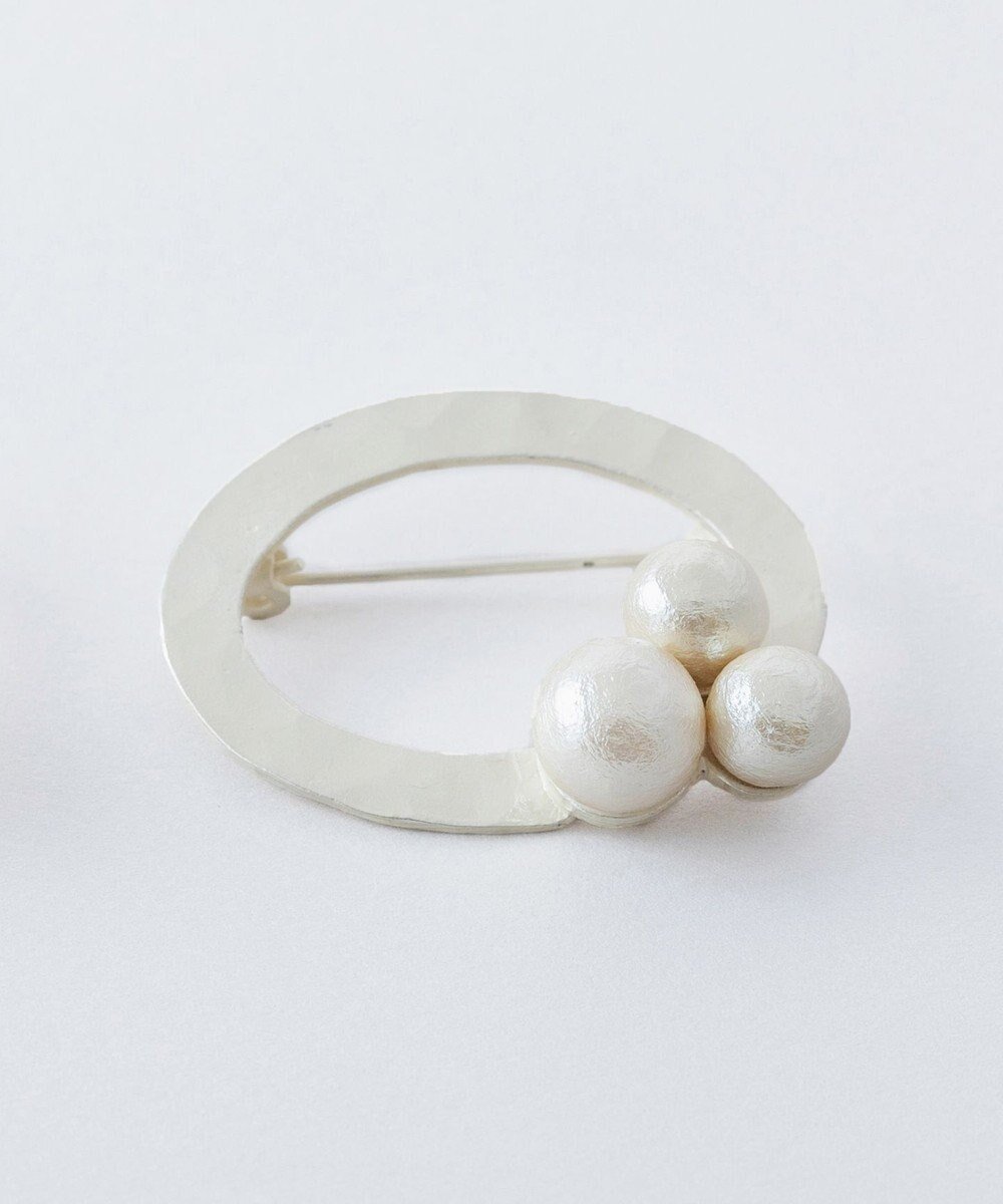 【ピッシェアンス/Pisceans】のツチメリング コットンパール ブローチ インテリア・キッズ・メンズ・レディースファッション・服の通販 founy(ファニー) 　ファッション　Fashion　レディースファッション　Fashion for Women　アクセサリー　Fashion Accessories　アンティーク　Antique-Inspired　オケージョン　Occasion Wear　オーバル　Oval Design　シンプル　Simple, Minimal　パール　Pearl, Pearl Accent　ブローチ　Brooch, Pin Brooch　プレート　Plate, Dish　ワンポイント　One Point, Statement Accent　セレモニー　Ceremony　ギフト プレゼント　Gift / Present　入学式　Entrance Ceremony　卒業式　Graduation Ceremony　結婚式　Wedding　披露宴　Wedding Reception　マットシルバー|ID: prp329100004859124 ipo3291000000035931408