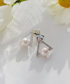 【ティアクラッセ/Tiaclasse】の【金属アレルギー対応】トライアングルパールピアス シルバー|ID: prp329100004859183 ipo3291000000035932989