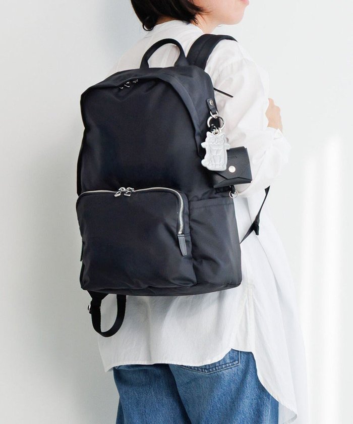 【エースバッグズアンドラゲッジ/ACE BAGS & LUGGAGE】のHAyU × ace. フィカス リュックサック A4サイズ 19105 ハユ インテリア・キッズ・メンズ・レディースファッション・服の通販 founy(ファニー) https://founy.com/ ファッション Fashion レディースファッション Fashion for Women バッグ Bags キーホルダー Keychain, Key Holder クール Cool, Chic 傘 Umbrella, Parasol 吸水 Absorbent, Quick-Dry 軽量 Lightweight, Ultra Light シルバー Silver, Metallic Silver シンプル Simple, Minimal スリム Slim, Slim Fit セットアップ Set-Up, Coordinated Outfit チャーム Charm, Pendant トラベル Travel, Travel Gear ネコ Cat, Feline Motif 猫 Cat, Kitty フォルム Silhouette, Form フロント Front, Front Design ポケット Pocket, Pocket Detail メッシュ Mesh, Net Fabric リュック Backpack, Rucksack ワイヤー Wire, Wired Bra ワンポイント One Point, Statement Accent 再入荷 Restock / Back in Stock 旅行 Travel スーツケース キャリーケース Suitcase / Carry Case エレガント 上品 Elegant ギフト プレゼント Gift / Present |ID: prp329100004859259 ipo3291000000035934222