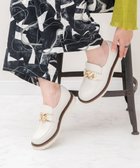 【ブリジット バーキン/Bridget Birkin】の【PARADIS COULEUR】メタルチェーンローファー 人気、トレンドファッション・服の通販 founy(ファニー) ファッション Fashion レディースファッション Fashion for Women シューズ Shoes, Footwear チェーン Chain, Chain Strap ドレス Dress, One-Piece ビジネス 仕事 通勤 Business / Work / Commuting メタル Metal, Metal Parts thumbnail オフホワイト|ID: prp329100004859397 ipo3291000000035994966