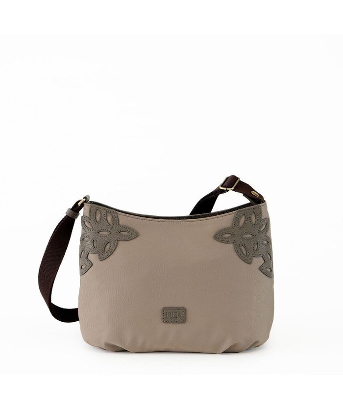 【イビサ/IBIZA】のディアリオ ナイロン ショルダーバッグ インテリア・キッズ・メンズ・レディースファッション・服の通販 founy(ファニー) https://founy.com/ ファッション Fashion レディースファッション Fashion for Women バッグ Bags ショルダー Shoulder, Shoulder Strap スマート Smart, Elegant ツイル Twist, Twisted Detail 定番 Standard, Basic Item 人気 Popular, Best Seller バランス Balance, Style Balance フィット Fit, Slim Fit ポケット Pocket, Pocket Detail ワーク Workwear, Utility Style エレガント 上品 Elegant |ID: prp329100004859448 ipo3291000000035937338