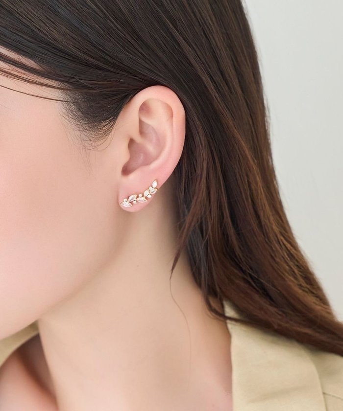 【フィービィー/phoebe】のリーフグレースビジューピアス イヤリング ゴールド インテリア・キッズ・メンズ・レディースファッション・服の通販 founy(ファニー) https://founy.com/ ファッション Fashion レディースファッション Fashion for Women ジュエリー Jewelry ファッションリング Fashion Rings イヤリング・フープ・ドロップタイプ Hoop, Drop & Clip Earrings おすすめ Recommended / Our Picks アクセサリー Fashion Accessories イヤリング Earrings エレガント 上品 Elegant モチーフ Motif, Design Theme リーフ Leaf, Botanical Leaf ローズ Rose, Rose Motif |ID: prp329100004859697 ipo3291000000035961240