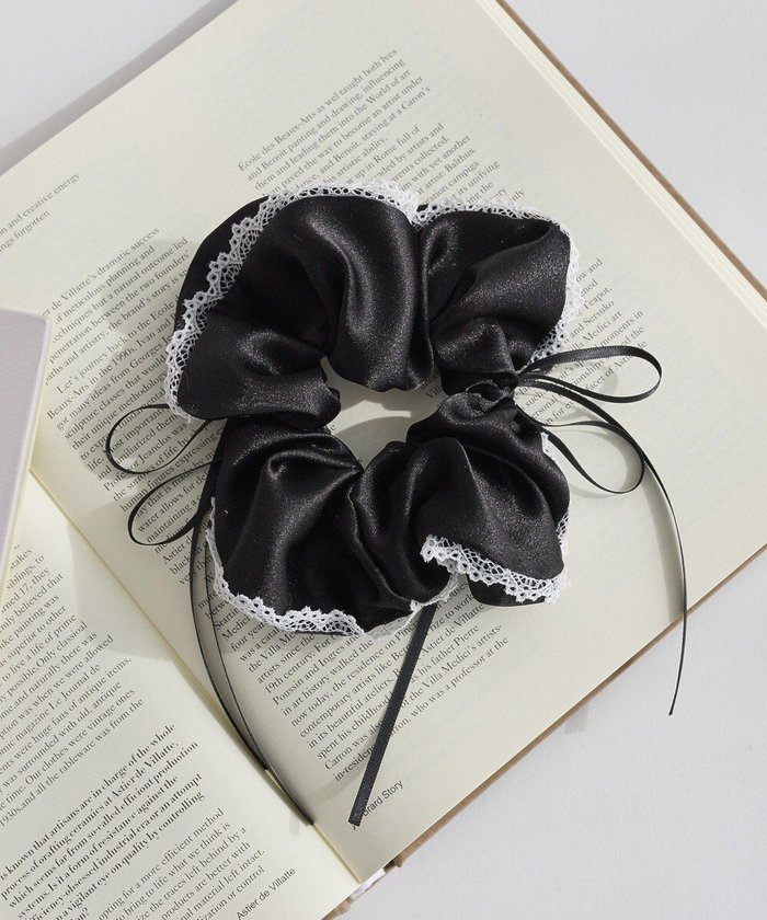 【メゾンドフルール/Maison de FLEUR】のレースリボンシュシュ インテリア・キッズ・メンズ・レディースファッション・服の通販 founy(ファニー) https://founy.com/ ファッション Fashion レディースファッション Fashion for Women シュシュ&ヘアアクセ/ヘアアレンジ Scrunchies & Hair Accessories おすすめ Recommended / Our Picks アクセサリー Fashion Accessories ギフト プレゼント Gift / Present シンプル Simple, Minimal トリミング Trimming, Decorative Edge トレンド Trend, Trending Now リボン Ribbon, Bow レース Lace, Lace Fabric |ID: prp329100004859784 ipo3291000000035962603