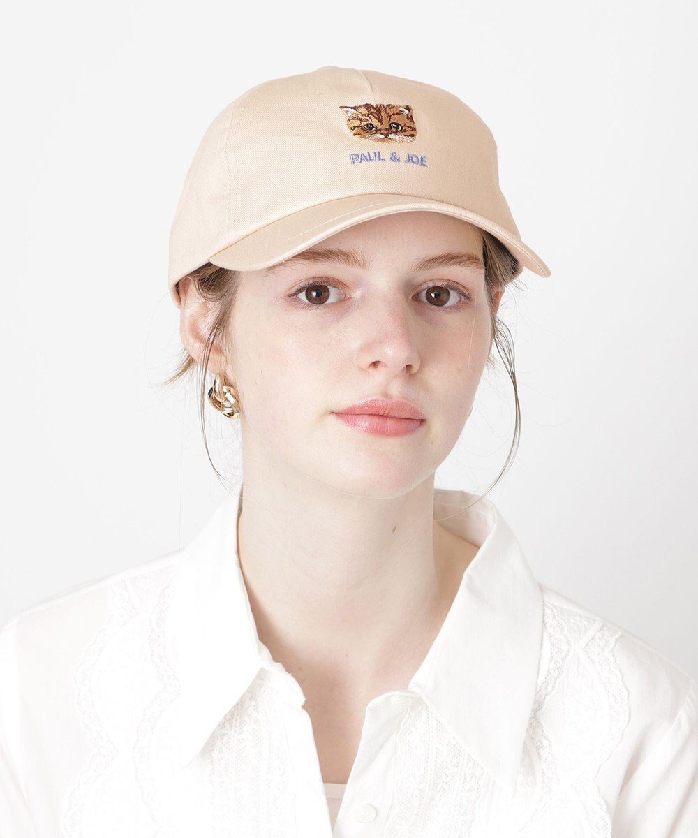 【ムーンバット/MOONBAT】の【FUDGE掲載】ポール ジョー (PAUL JOE ACCESSOIRES) 猫 ヌネット刺繍 キャップ インテリア・キッズ・メンズ・レディースファッション・服の通販 founy(ファニー) 　雑誌掲載アイテム　Magazine Picks & Fashion Features　ファッション雑誌　Fashion Magazines　ファッジ　FUDGE　ファッション　Fashion　レディースファッション　Fashion for Women　キャップ&ハット　Hats & Caps　キャップ　Cap, Baseball Cap　コレクション　Collection, Seasonal Line　雑誌　Magazine, Fashion Magazine　チェック　Check, Plaid, Tartan　猫　Cat, Kitty　フロント　Front, Front Design　帽子　Hat, Headwear　無地　Plain, Solid Color　A/W・秋冬　Autumn/Winter　2024年　2024　2024-2025秋冬・A/W　Autumn/Winter 2024–25 AW24–25　ベージュ|ID: prp329100004860064 ipo3291000000035987382
