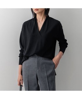 【23区/NIJYUSANKU】 【洗える】ウールテンジク Vネック ニット人気、トレンドファッション・服の通販 founy(ファニー) ファッション Fashion レディースファッション Fashion for Women トップス・カットソー Cut & Sew Tops ニット Knit Tops & Sweaters Vネックトップス V-Neck Tops / V-Cut Neckline Shirts イエロー Yellow 洗える Machine Washable スタイリッシュ Stylish, Fashionable ストレート Straight, Straight Cut スリット Slit, Slit Detail セーター Sweater, Knitwear ドレープ Drape, Draping Fabric ベーシック Basic, Essential A/W・秋冬 Autumn/Winter おすすめ Recommended / Our Picks 2024年 2024 2024-2025秋冬・A/W Autumn/Winter 2024–25 AW24–25 |ID:prp329100004860073