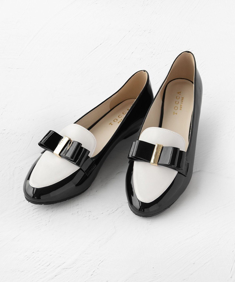 【トッカ/TOCCA】の【晴雨兼用】RIBBON LAUFER RAINSHOES ローファー インテリア・キッズ・メンズ・レディースファッション・服の通販 founy(ファニー) 　ファッション　Fashion　レディースファッション　Fashion for Women　エナメル　Patent Leather　エレガント 上品　Elegant　クッション　Cushion, Throw Pillow　ダブル　Double, Double-Breasted　トレンド　Trend, Trending Now　フェイクレザー　Faux Leather, PU Leather　フェミニン　Feminine, Girly　メタル　Metal, Metal Parts　リボン　Ribbon, Bow　リュクス　Luxury, Elegant, High-End, Chic　A/W・秋冬　Autumn/Winter　冬　Winter / This Winter　2024年　2024　ビジネス 仕事 通勤　Business / Work / Commuting　2024-2025秋冬・A/W　Autumn/Winter 2024–25 AW24–25　ブラック×ホワイト系5|ID: prp329100004860222 ipo3291000000035989812
