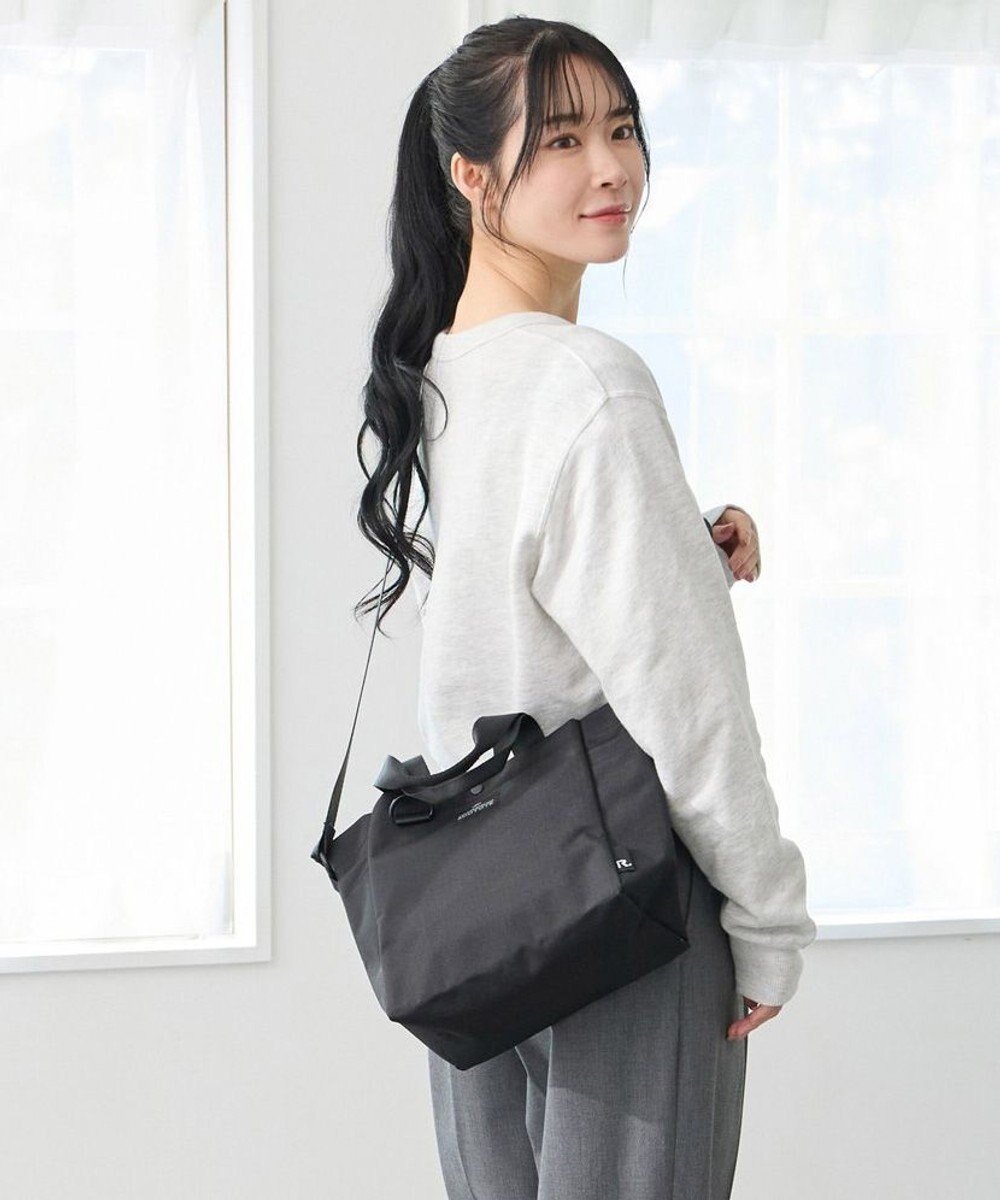 【ルートート/ROOTOTE】の3557【ルートート】SC.デリ2way.リップストップ-A インテリア・キッズ・メンズ・レディースファッション・服の通販 founy(ファニー) 　ファッション　Fashion　レディースファッション　Fashion for Women　バッグ　Bags　カメラ　Camera Accessories　コンパクト　Compact, Small Size　ショルダー　Shoulder, Shoulder Strap　シンプル　Simple, Minimal　スマート　Smart, Elegant　財布　Wallet, Purse　チャーム　Charm, Pendant　ドット　Polka Dot, Dot Pattern　ハンカチ　Handkerchief, Hanky　フォルム　Silhouette, Form　プリント　Print, Printed Pattern　ポケット　Pocket, Pocket Detail　ポーチ　Pouch, Small Case　ランダム　Random, Irregular　リップ　Lip, Lip Motif　エレガント 上品　Elegant　新作・新入荷　New Arrivals / New In　01:ブラック|ID: prp329100004861025 ipo3291000000036005983