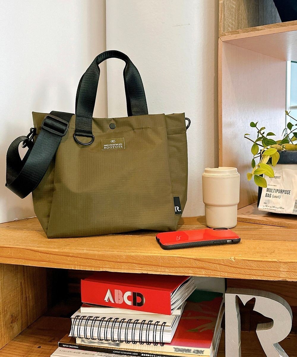 【ルートート/ROOTOTE】の3557【ルートート】SC.デリ2way.リップストップ-A インテリア・キッズ・メンズ・レディースファッション・服の通販 founy(ファニー) 　ファッション　Fashion　レディースファッション　Fashion for Women　バッグ　Bags　カメラ　Camera Accessories　コンパクト　Compact, Small Size　ショルダー　Shoulder, Shoulder Strap　シンプル　Simple, Minimal　スマート　Smart, Elegant　財布　Wallet, Purse　チャーム　Charm, Pendant　ドット　Polka Dot, Dot Pattern　ハンカチ　Handkerchief, Hanky　フォルム　Silhouette, Form　プリント　Print, Printed Pattern　ポケット　Pocket, Pocket Detail　ポーチ　Pouch, Small Case　ランダム　Random, Irregular　リップ　Lip, Lip Motif　エレガント 上品　Elegant　新作・新入荷　New Arrivals / New In　03:ブラウン|ID: prp329100004861025 ipo3291000000036005987