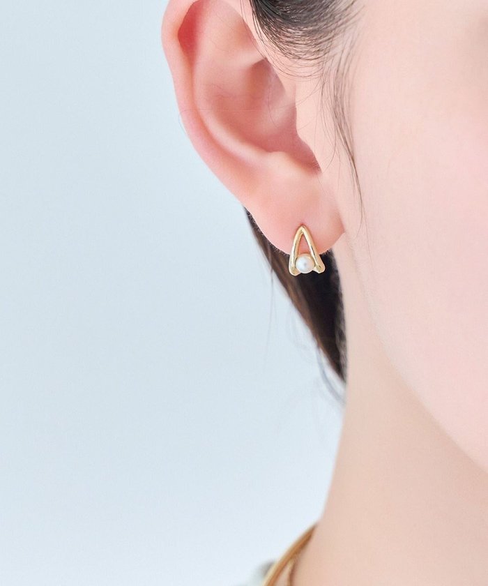 【フィービィー/phoebe】の【痛くないシリーズ/金属アレルギー対応】ドロップパールライトフィットイヤリング ゴールド インテリア・キッズ・メンズ・レディースファッション・服の通販 founy(ファニー) https://founy.com/ ファッション Fashion レディースファッション Fashion for Women ジュエリー Jewelry ファッションリング Fashion Rings イヤリング・フープ・ドロップタイプ Hoop, Drop & Clip Earrings アクセサリー Fashion Accessories イヤリング Earrings シルバー Silver, Metallic Silver シンプル Simple, Minimal スタイリッシュ Stylish, Fashionable バランス Balance, Style Balance パール Pearl, Pearl Accent メタル Metal, Metal Parts モチーフ Motif, Design Theme エレガント 上品 Elegant 片耳 One-Ear, Single Earring 軽量 Lightweight, Ultra Light |ID: prp329100004861149 ipo3291000000036008402