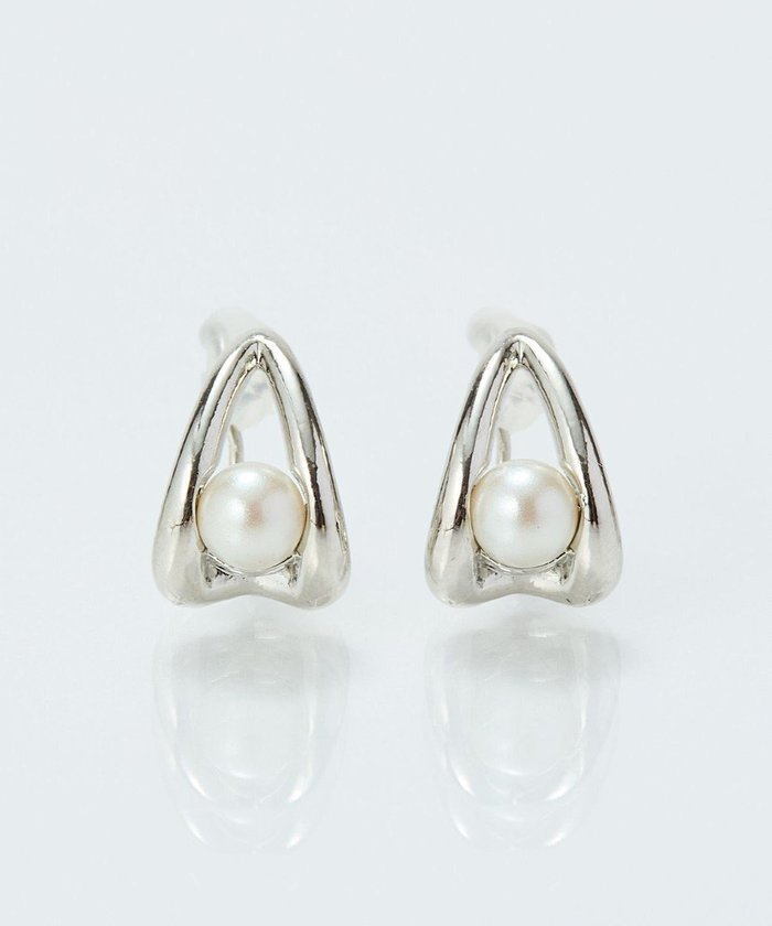 【フィービィー/phoebe】の【痛くないシリーズ/金属アレルギー対応】ドロップパールライトフィットイヤリング シルバー インテリア・キッズ・メンズ・レディースファッション・服の通販 founy(ファニー) https://founy.com/ ファッション Fashion レディースファッション Fashion for Women ジュエリー Jewelry ファッションリング Fashion Rings イヤリング・フープ・ドロップタイプ Hoop, Drop & Clip Earrings アクセサリー Fashion Accessories イヤリング Earrings シルバー Silver, Metallic Silver シンプル Simple, Minimal スタイリッシュ Stylish, Fashionable バランス Balance, Style Balance パール Pearl, Pearl Accent メタル Metal, Metal Parts モチーフ Motif, Design Theme エレガント 上品 Elegant 片耳 One-Ear, Single Earring 軽量 Lightweight, Ultra Light |ID: prp329100004861150 ipo3291000000036008408