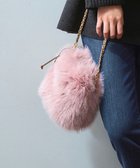 【23区/NIJYUSANKU】の【見上愛さん着用】フェイクファー チャーム バッグ ピンク系|ID: prp329100004861157 ipo3291000000036008638