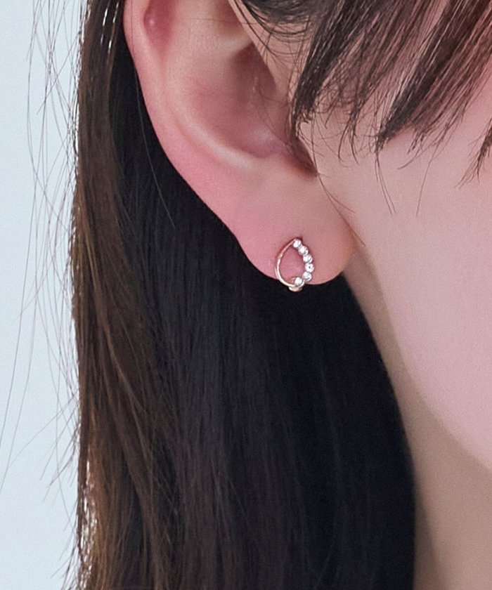 【フィービィー/phoebe】の【痛くないシリーズ】【金属アレルギー対応】メテオドロップライトフィットイヤリング シャンパンゴールド インテリア・キッズ・メンズ・レディースファッション・服の通販 founy(ファニー) https://founy.com/ ファッション Fashion レディースファッション Fashion for Women ジュエリー Jewelry ファッションリング Fashion Rings イヤリング・フープ・ドロップタイプ Hoop, Drop & Clip Earrings アクセサリー Fashion Accessories イヤリング Earrings ストーン Stone, Gem-Like ドロップ Drop Shoulder, Dropped Style ビジュー Bijou, Jewel-like Accent 軽量 Lightweight, Ultra Light |ID: prp329100004861467 ipo3291000000036031883