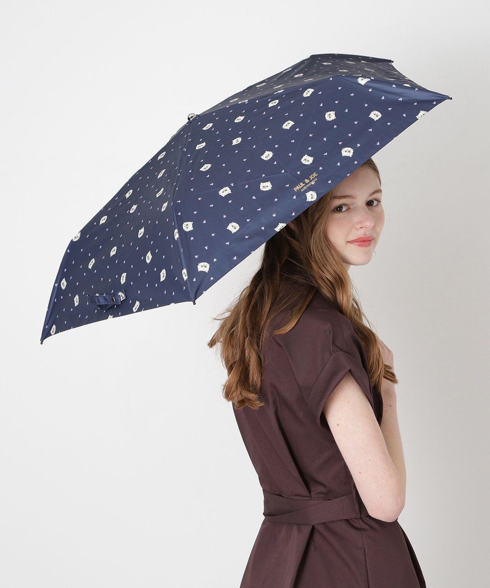 【ムーンバット/MOONBAT】の【一級遮光/軽量】PAUL JOE 晴雨兼用 折りたたみ日傘 ジプシー 総柄 インテリア・キッズ・メンズ・レディースファッション・服の通販 founy(ファニー) 　ファッション　Fashion　レディースファッション　Fashion for Women　レイングッズ・傘・晴雨兼用傘　Umbrellas & Rain Gear　傘　Umbrella, Parasol　軽量　Lightweight, Ultra Light　猫　Cat, Kitty　フランス　France, French　日傘　Parasol, UV Umbrella　エレガント 上品　Elegant　ネイビーブルー|ID: prp329100004861469 ipo3291000000036031946
