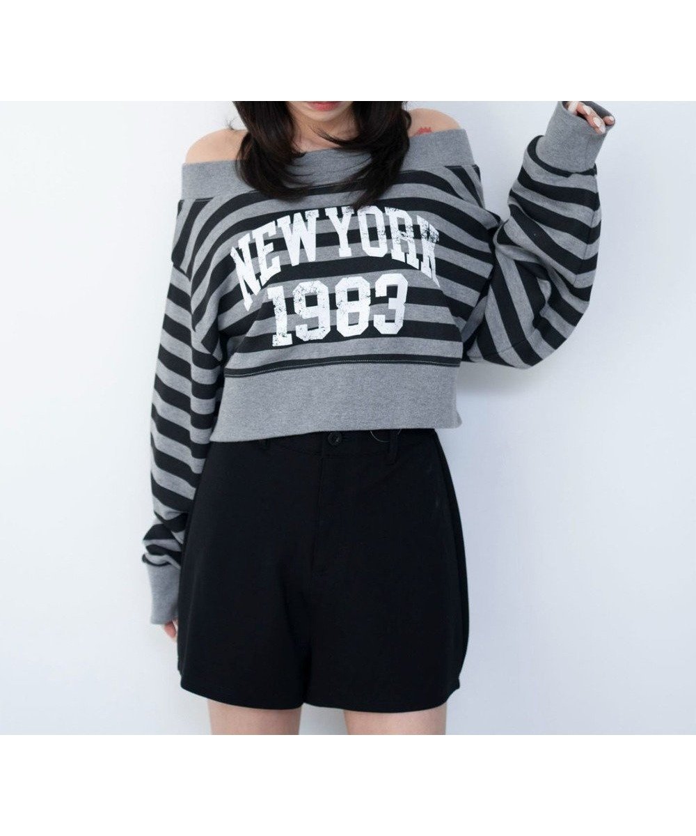 【ウィゴー/WEGO】のグラフィックオフショルショートスウェット インテリア・キッズ・メンズ・レディースファッション・服の通販 founy(ファニー) ファッション Fashion レディースファッション Fashion for Women トップス・カットソー Cut & Sew Tops レディースパーカー・カジュアルフーディー Casual Hoodies & Sweatshirts スウェット・クルーネックトップス Sweatshirts & Crewnecks / Relaxed Fit Sweat Tops インナー Innerwear 春 Spring 秋 Autumn カーゴパンツ Cargo Pants, Utility Pants キャミソール Camisole, Spaghetti Strap Top グラフィック Graphic, Graphic Design ショート Short, Short Length スウェット / スエット Sweatshirt, Sweatwear スマホ Smartphone, Mobile Device タンク Tank Top, Sleeveless Top ダウン Down, Puffer デコルテ Décolleté, Neckline トレンド Trend, Trending Now バランス Balance, Style Balance フェミニン Feminine, Girly フレア Flare, Flared ミニスカート Mini Skirt, Short Skirt 冬 Winter / This Winter S/S・春夏 SS, Spring/Summer, Warm Season おすすめ Recommended / Our Picks 夏 Summer 柄1|ID: prp329100004861477 ipo3291000000036032293