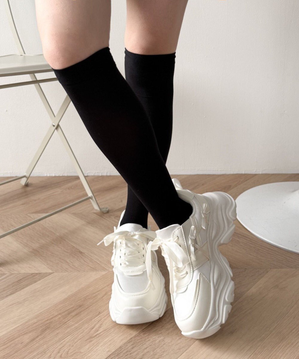 【ウィゴー/WEGO】のリボンデザイン厚底スニーカー インテリア・キッズ・メンズ・レディースファッション・服の通販 founy(ファニー) 　ファッション　Fashion　レディースファッション　Fashion for Women　おすすめ　Recommended / Our Picks　シンプル　Simple, Minimal　スニーカー　Sneakers, Trainers　スマホ　Smartphone, Mobile Device　フェミニン　Feminine, Girly　フロント　Front, Front Design　リボン　Ribbon, Bow　厚底　Platform Shoes　ホワイト|ID: prp329100004861487 ipo3291000000036032539