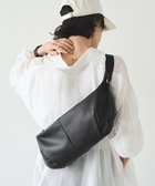 【ラシット/russet】のソフトレザーバナナボディバッグ(CE-1695) 人気、トレンドファッション・服の通販 founy(ファニー) ファッション Fashion レディースファッション Fashion for Women コンパクト Compact, Small Size ショルダー Shoulder, Shoulder Strap シルバー Silver, Metallic Silver シンプル Simple, Minimal スマート Smart, Elegant ダブル Double, Double-Breasted フォルム Silhouette, Form ベーシック Basic, Essential ポケット Pocket, Pocket Detail 再入荷 Restock / Back in Stock おすすめ Recommended / Our Picks 日本製 Made In Japan エレガント 上品 Elegant thumbnail Black|ID: prp329100004861490 ipo3291000000036032622