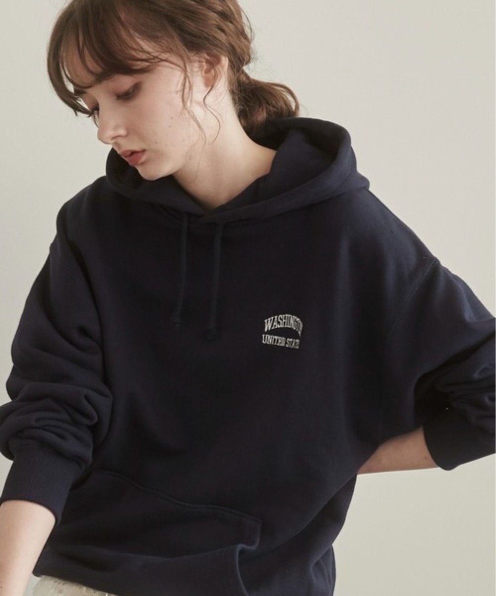 【ウィゴー/WEGO】の【ANGIE VINTAGE】ワンポイント刺繍スウェットパーカー 人気、トレンドファッション・服の通販 founy(ファニー) 　ファッション　Fashion　レディースファッション　Fashion for Women　トップス・カットソー　Cut & Sew Tops　レディースパーカー・カジュアルフーディー　Casual Hoodies & Sweatshirts　スウェット・クルーネックトップス　Sweatshirts & Crewnecks / Relaxed Fit Sweat Tops　キャップ　Cap, Baseball Cap　シンプル　Simple, Minimal　スウェット / スエット　Sweatshirt, Sweatwear　セットアップ　Set-Up, Coordinated Outfit　トレンド　Trend, Trending Now　トレーナー　Sweatshirt, Trainer　定番　Standard, Basic Item　人気　Popular, Best Seller　ハーフ　Half, Half-Length　パーカー　Hoodie, Parka　フィット　Fit, Slim Fit　半袖　Short Sleeve, Half Sleeve　メンズ　Men's, Menswear　ワンポイント　One Point, Statement Accent　A/W・秋冬　Autumn/Winter　おすすめ　Recommended / Our Picks　2023年　2023　2024年　2024　2023-2024秋冬・A/W　Autumn/Winter 2023–24 AW23–24　2024-2025秋冬・A/W　Autumn/Winter 2024–25 AW24–25　2025年　2025　2025春夏・S/S　Spring/Summer 2025 SS25　 other-1|ID: prp329100004861523 ipo3291000000036033419