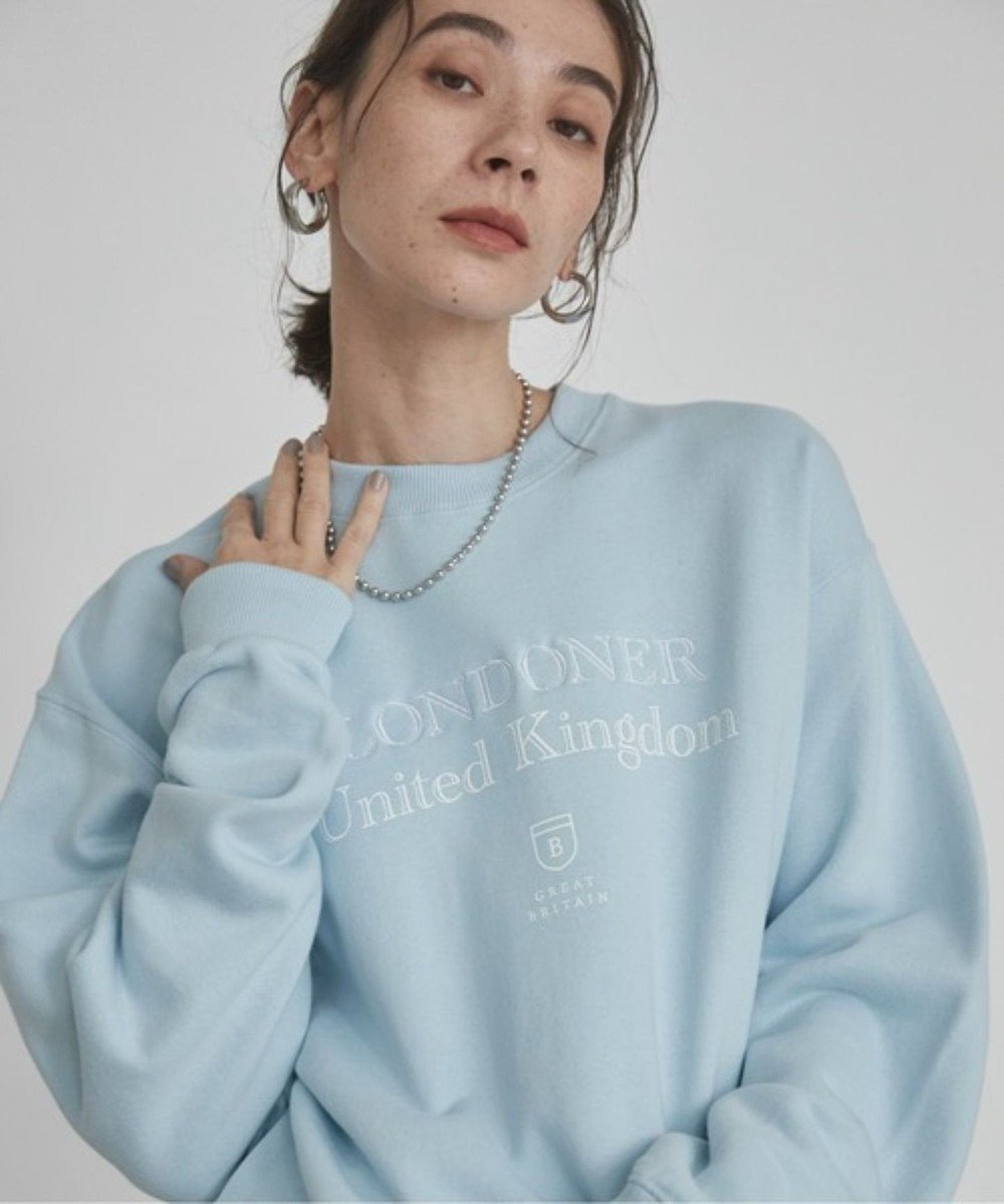 【ウィゴー/WEGO】の【ANGIE VINTAGE】カレッジロゴスウェット インテリア・キッズ・メンズ・レディースファッション・服の通販 founy(ファニー) 　ファッション　Fashion　レディースファッション　Fashion for Women　トップス・カットソー　Cut & Sew Tops　レディースパーカー・カジュアルフーディー　Casual Hoodies & Sweatshirts　スウェット・クルーネックトップス　Sweatshirts & Crewnecks / Relaxed Fit Sweat Tops　春　Spring　シンプル　Simple, Minimal　スウェット / スエット　Sweatshirt, Sweatwear　ダブル　Double, Double-Breasted　トレンド　Trend, Trending Now　トレーナー　Sweatshirt, Trainer　定番　Standard, Basic Item　人気　Popular, Best Seller　フィット　Fit, Slim Fit　メンズ　Men's, Menswear　S/S・春夏　SS, Spring/Summer, Warm Season　夏　Summer　サックス|ID: prp329100004861532 ipo3291000000036033692