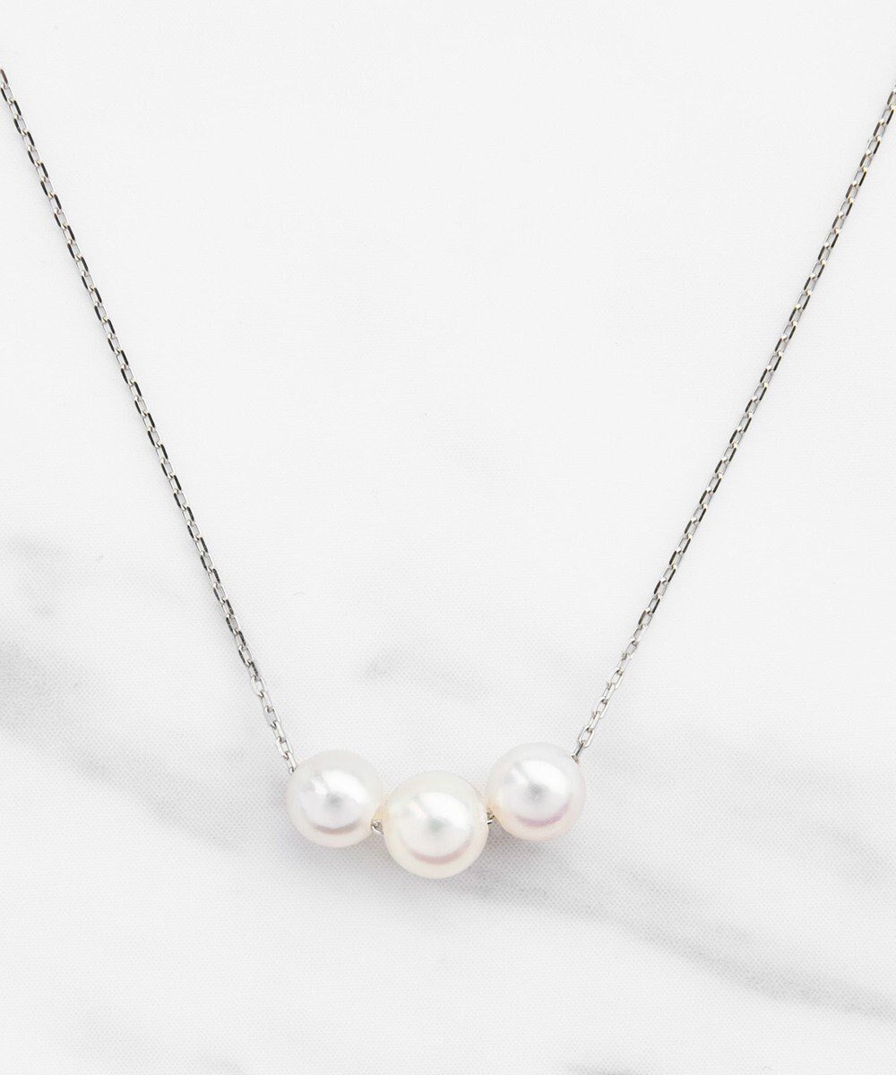 【トッカ/TOCCA】の【WEB限定】PRECIOUS FRILL PEARL NECKLACE プラチナ アコヤパール ネックレス インテリア・キッズ・メンズ・レディースファッション・服の通販 founy(ファニー) ファッション Fashion レディースファッション Fashion for Women ジュエリー Jewelry ネックレス Necklaces & Pendants アクセサリー Fashion Accessories シンプル Simple, Minimal ジュエリー Jewelry, Accessories チェーン Chain, Chain Strap ネックレス Necklace, Pendant Necklace パール Pearl, Pearl Accent フリル Frill, Ruffle ポーチ Pouch, Small Case リュクス Luxury, Elegant, High-End, Chic おすすめ Recommended / Our Picks エレガント 上品 Elegant プラチナ系|ID: prp329100004861827 ipo3291000000036062411