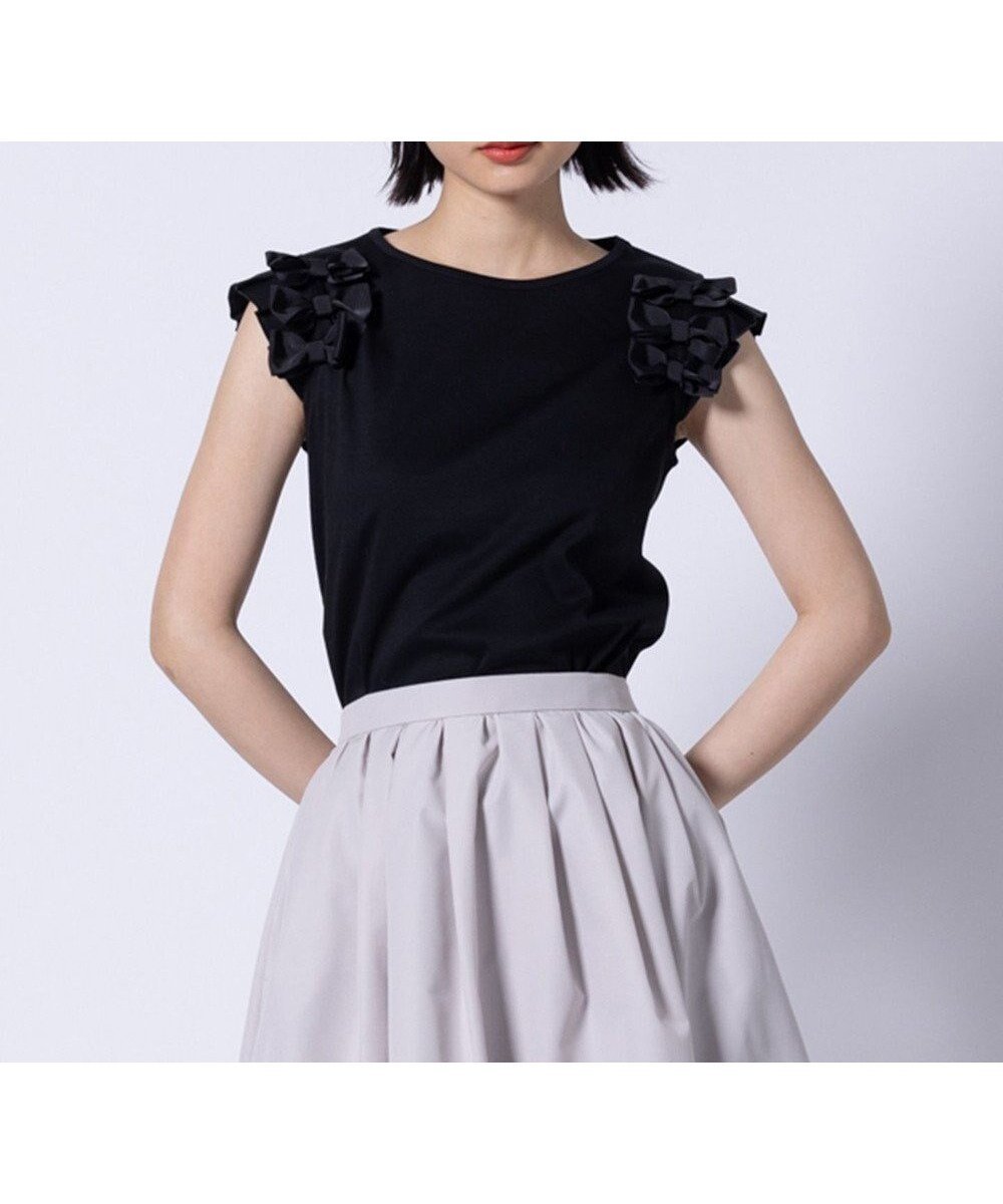 【トッカ/TOCCA】のBOW PARTY Tシャツ インテリア・キッズ・メンズ・レディースファッション・服の通販 founy(ファニー) 　ファッション　Fashion　レディースファッション　Fashion for Women　トップス・カットソー　Cut & Sew Tops　シャツ・ブラウス・オフィスカジュアル　Elegant Blouses & Button-Ups　ロングTシャツ・Tシャツ　Longline T-Shirts & Tees　カットソー・ベーシックTシャツ　Cut-and-Sewn Tops / Stretch Tees & Basics　2025年　2025　2025春夏・S/S　Spring/Summer 2025 SS25　エレガント 上品　Elegant　カットソー　Cut and Sewn Top　シンプル　Simple, Minimal　ドレープ　Drape, Draping Fabric　フェミニン　Feminine, Girly　リボン　Ribbon, Bow　夏　Summer　春　Spring　S/S・春夏　SS, Spring/Summer, Warm Season　ブラック系|ID: prp329100004862211 ipo3291000000036085653