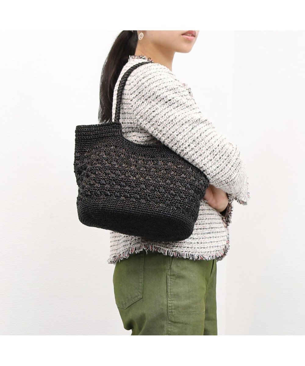 【アンビリオン/UNBILLION】のカシュカシュ cachecache / メタリックコード柄編みトートバッグ インテリア・キッズ・メンズ・レディースファッション・服の通販 founy(ファニー) 　ファッション　Fashion　レディースファッション　Fashion for Women　バッグ　Bags　カラフル　Colorful Design　財布　Wallet, Purse　ハンド　Hand, Handmade　ポケット　Pocket, Pocket Detail　マグネット　Magnet, Magnetic Closure　ミックス　Mix, Mixed Style　モチーフ　Motif, Design Theme　レース　Lace, Lace Fabric　再入荷　Restock / Back in Stock　エレガント 上品　Elegant　ブラック|ID: prp329100004862223 ipo3291000000036085959