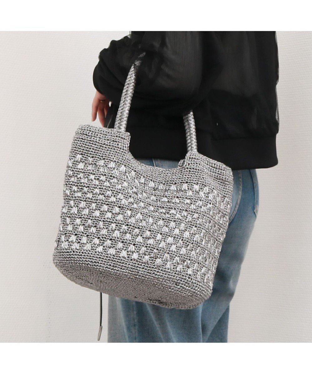 【アンビリオン/UNBILLION】のカシュカシュ cachecache / メタリックコード柄編みトートバッグ インテリア・キッズ・メンズ・レディースファッション・服の通販 founy(ファニー) 　ファッション　Fashion　レディースファッション　Fashion for Women　バッグ　Bags　カラフル　Colorful Design　財布　Wallet, Purse　ハンド　Hand, Handmade　ポケット　Pocket, Pocket Detail　マグネット　Magnet, Magnetic Closure　ミックス　Mix, Mixed Style　モチーフ　Motif, Design Theme　レース　Lace, Lace Fabric　再入荷　Restock / Back in Stock　エレガント 上品　Elegant　ダークシルバー|ID: prp329100004862223 ipo3291000000036085961