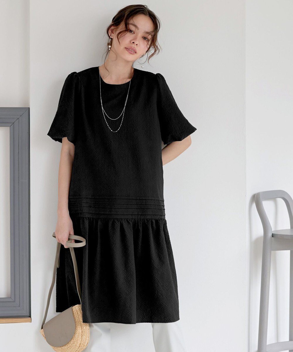 【ティアクラッセ/Tiaclasse】の【洗える】リップルピンタックワンピチュニック インテリア・キッズ・メンズ・レディースファッション・服の通販 founy(ファニー) 　ファッション　Fashion　レディースファッション　Fashion for Women　ワンピース　Dresses　チュニック　Tunic Tops & Dresses　アクセサリー　Fashion Accessories　ウォッシャブル　Machine Washable　春　Spring　洗える　Machine Washable　秋　Autumn　カーディガン　Cardigan, Knitwear　ギャザー　Gathered, Ruffled　シンプル　Simple, Minimal　スリーブ　Sleeve, Long Sleeve / Short Sleeve　チュニック　Tunic, Long Top　ティアード　Tiered, Tiered Style　バルーン　Balloon, Balloon Silhouette　フレア　Flare, Flared　ポケット　Pocket, Pocket Detail　ラウンド　Round, Round Neck　ワイド　Wide, Wide Fit　冬　Winter / This Winter　S/S・春夏　SS, Spring/Summer, Warm Season　再入荷　Restock / Back in Stock　夏　Summer　エレガント 上品　Elegant　新作・新入荷　New Arrivals / New In　ブラック|ID: prp329100004862229 ipo3291000000036086166