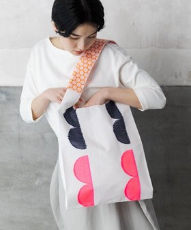 【ポルス/POLS】のEN サニーデイバッグ 人気、トレンドファッション・服の通販 founy(ファニー) ファッション Fashion レディースファッション Fashion for Women バッグ Bags スカーフ Scarf, Neckwear ファブリック Fabric, Textile ベーシック Basic, Essential ポケット Pocket, Pocket Detail モチーフ Motif, Design Theme |ID:prp329100004862597