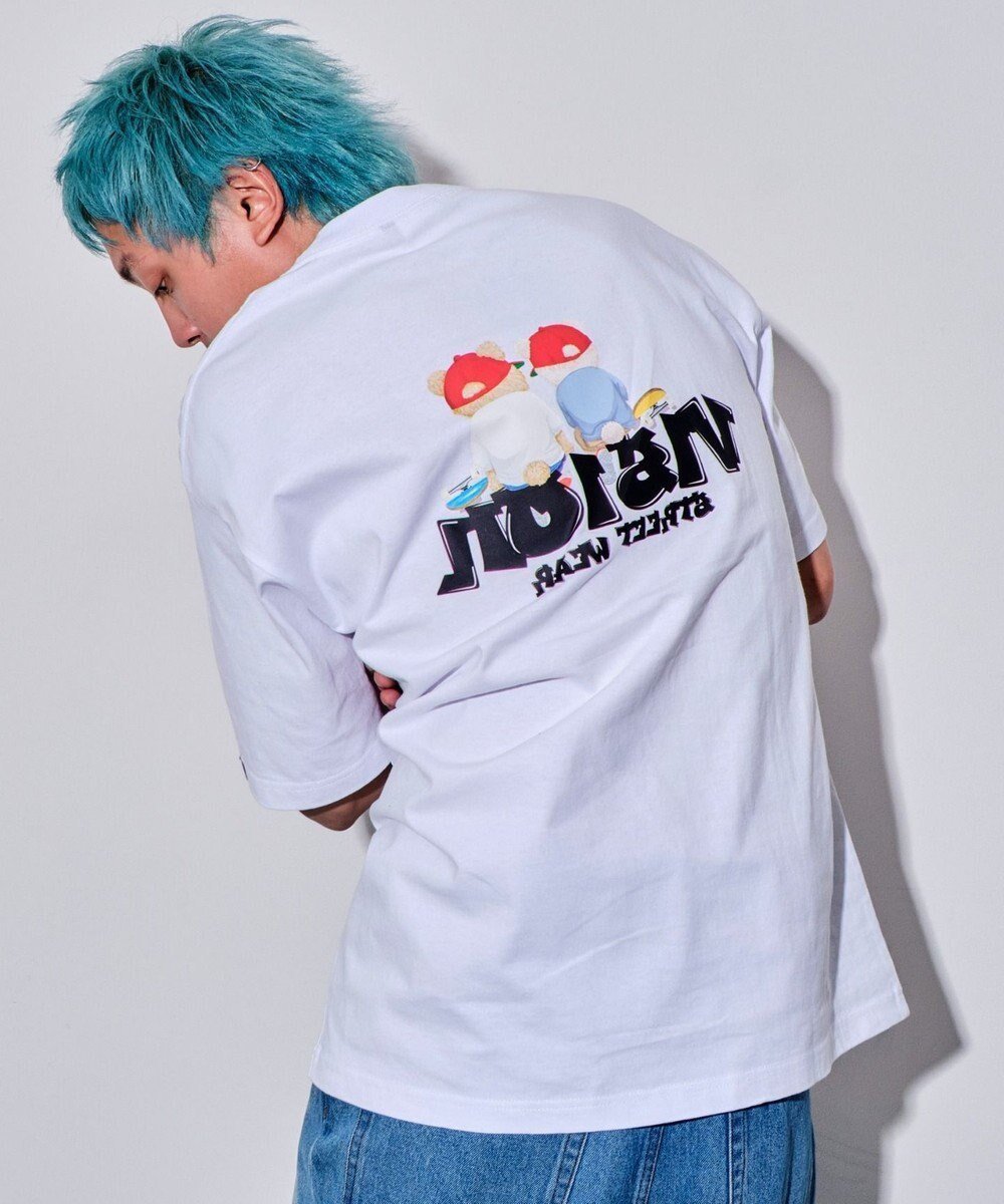 【ウィゴー/WEGO】の【ユニセックス着用ITEM/MLサイズ展開】別注VISIONベアグラフィックT(SS) インテリア・キッズ・メンズ・レディースファッション・服の通販 founy(ファニー) 　ファッション　Fashion　レディースファッション　Fashion for Women　トップス・カットソー　Cut & Sew Tops　シャツ・ブラウス・オフィスカジュアル　Elegant Blouses & Button-Ups　ロングTシャツ・Tシャツ　Longline T-Shirts & Tees　カットソー・ベーシックTシャツ　Cut-and-Sewn Tops / Stretch Tees & Basics　春　Spring　秋　Autumn　カットソー　Cut and Sewn Top　カーゴパンツ　Cargo Pants, Utility Pants　グラフィック　Graphic, Graphic Design　スポーツ　Sports, Activewear　スマホ　Smartphone, Mobile Device　ダメージ　Distressed, Destroyed　トレンド　Trend, Trending Now　定番　Standard, Basic Item　フロント　Front, Front Design　別注　Limited Edition, Custom Order　半袖　Short Sleeve, Half Sleeve　リラックス　Relax, Relaxed Fit　S/S・春夏　SS, Spring/Summer, Warm Season　おすすめ　Recommended / Our Picks　夏　Summer　ホワイト|ID: prp329100004862639 ipo3291000000036116740