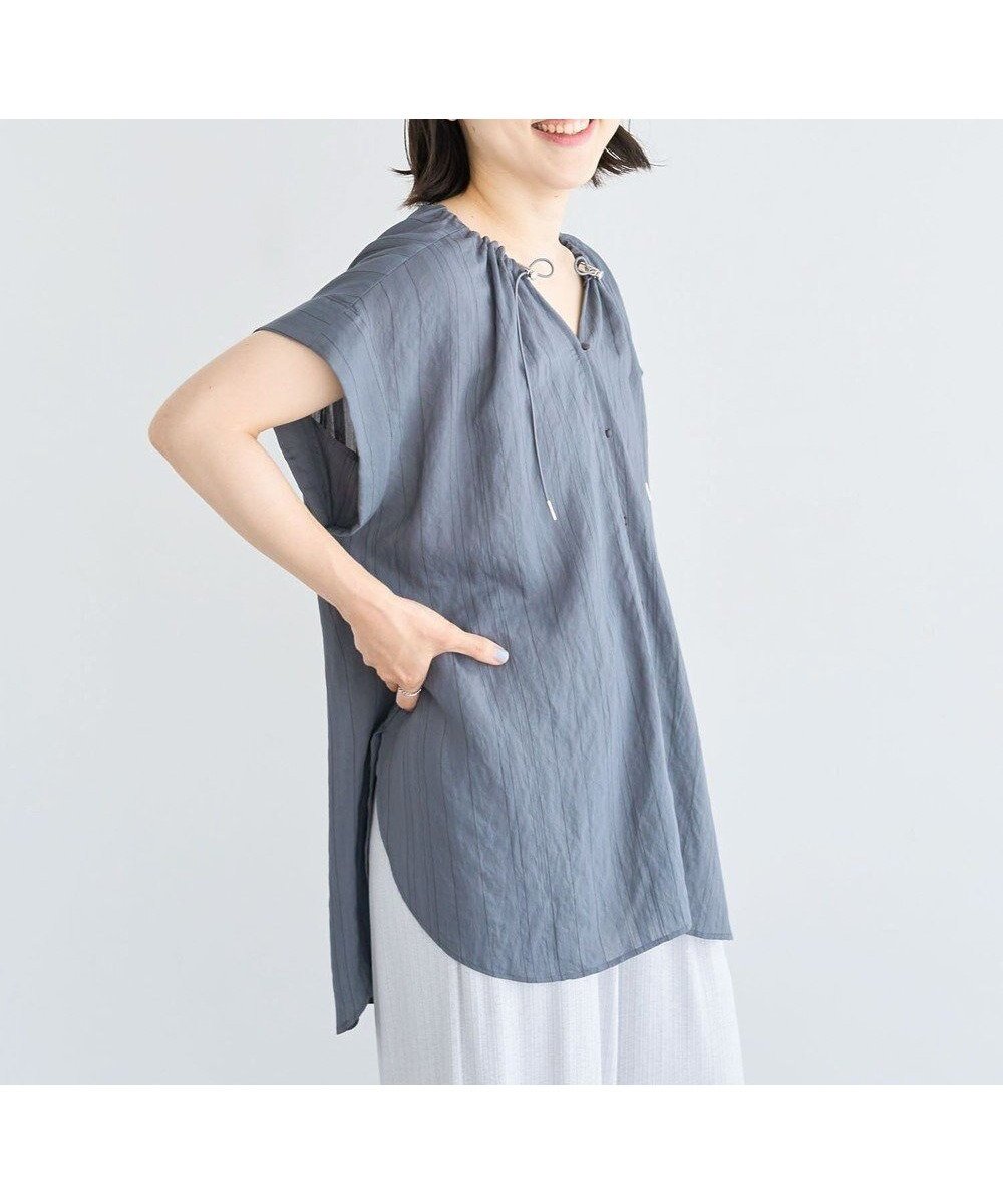 【グリーンパークス/Green Parks】のドロストネックフレンチスリーブブラウス インテリア・キッズ・メンズ・レディースファッション・服の通販 founy(ファニー) ファッション Fashion レディースファッション Fashion for Women トップス・カットソー Cut & Sew Tops シャツ・ブラウス・オフィスカジュアル Elegant Blouses & Button-Ups おすすめ Recommended / Our Picks ストライプ Stripe, Striped Pattern スリム Slim, Slim Fit フェミニン Feminine, Girly ヘムライン Hemline, Bottom Cut ボトム Bottoms, Lower Wear ポケット Pocket, Pocket Detail エレガント 上品 Elegant A/W・秋冬 Autumn/Winter Charcoal Gray|ID: prp329100004862672 ipo3291000000036117505