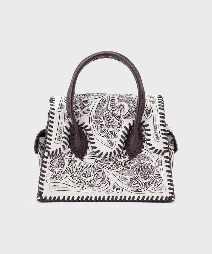 【グレース コンチネンタル/GRACE CONTINENTAL】のMINI FinuRei4 インテリア・キッズ・メンズ・レディースファッション・服の通販 founy(ファニー) https://founy.com/ ファッション Fashion レディースファッション Fashion for Women ウォレット Wallet ヴィンテージ Vintage Style 定番 Standard, Basic Item フラップ Flap, Flap Pocket ポケット Pocket, Pocket Detail ポーチ Pouch, Small Case マグネット Magnet, Magnetic Closure メタル Metal, Metal Parts エレガント 上品 Elegant |ID: prp329100004862988 ipo3291000000036150408