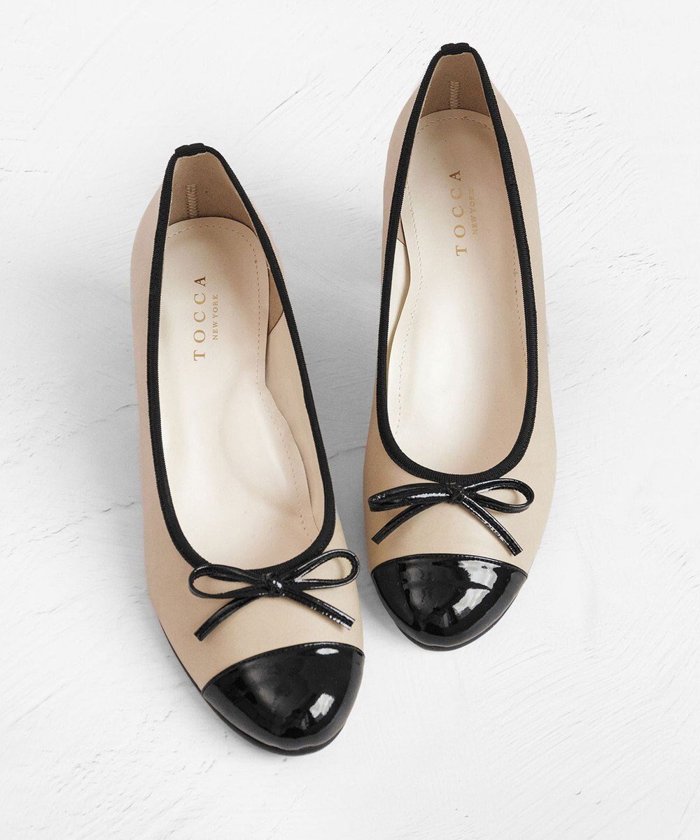 【トッカ/TOCCA】の【大人百花掲載・晴雨兼用】RIBBON BALLET RAINPUMPS バレエ レインパンプス インテリア・キッズ・メンズ・レディースファッション・服の通販 founy(ファニー) ファッション Fashion レディースファッション Fashion for Women エレガント 上品 Elegant クッション Cushion, Throw Pillow 抗菌 Antibacterial, Bacteria-Resistant バレエ Ballet, Ballet Style フェミニン Feminine, Girly フロント Front, Front Design ブロッキング Color Blocking, Panel Design ブロック Block, Solid Block Pattern リボン Ribbon, Bow S/S・春夏 SS, Spring/Summer, Warm Season おすすめ Recommended / Our Picks 夏 Summer セレモニー Ceremony ビジネス 仕事 通勤 Business / Work / Commuting 2025年 2025 2025春夏・S/S Spring/Summer 2025 SS25 ベージュ系|ID: prp329100004863017 ipo3291000000036151240