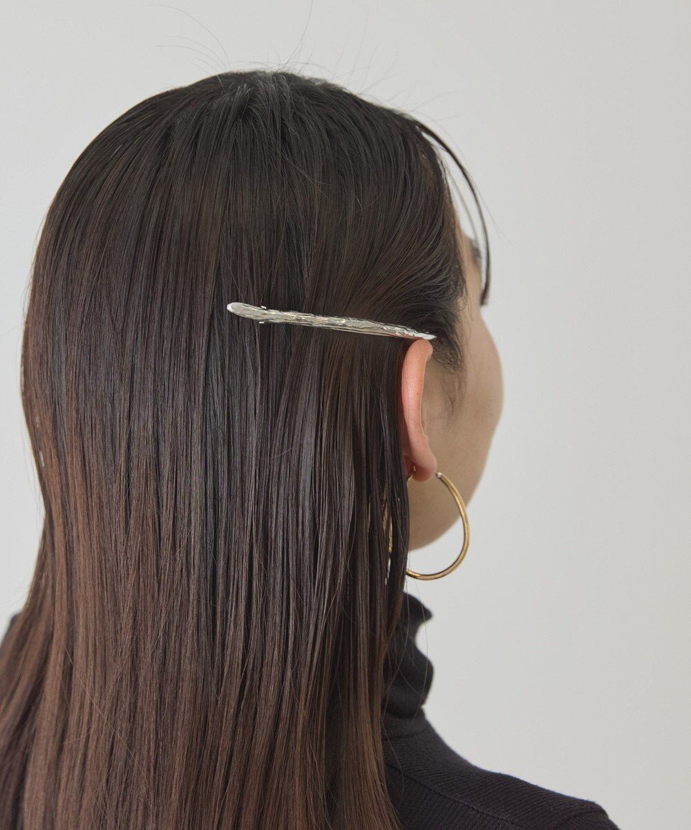 【アメリカンホリック/AMERICAN HOLIC】のニュアンスメタルラインバレッタ インテリア・キッズ・メンズ・レディースファッション・服の通販 founy(ファニー) 　ファッション　Fashion　レディースファッション　Fashion for Women　シュシュ&ヘアアクセ/ヘアアレンジ　Scrunchies & Hair Accessories　おすすめ　Recommended / Our Picks　アクセサリー　Fashion Accessories　アメリカン　American Style　ギフト プレゼント　Gift / Present　スタイリッシュ　Stylish, Fashionable　トレンド　Trend, Trending Now　Silver|ID: prp329100004863188 ipo3291000000036156227