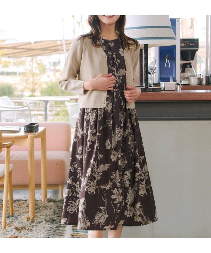 【ティアクラッセ/Tiaclasse】の【2点セット】ニットボレロ+花柄ワンピースセット インテリア・キッズ・メンズ・レディースファッション・服の通販 founy(ファニー) https://founy.com/ ファッション Fashion レディースファッション Fashion for Women アウター Coat / Outerwear Collection ボレロ・ショート丈ジャケット / ドレス羽織りに Boleros & Short Jackets 春 Spring カーディガン Cardigan, Knitwear ショート Short, Short Length セットアップ Set-Up, Coordinated Outfit パール Pearl, Pearl Accent フェミニン Feminine, Girly フロント Front, Front Design ボレロ Bolero, Short Cardigan ポケット Pocket, Pocket Detail 半袖 Short Sleeve, Half Sleeve ラウンド Round, Round Neck S/S・春夏 SS, Spring/Summer, Warm Season 夏 Summer エレガント 上品 Elegant |ID: prp329100004863351 ipo3291000000036156839