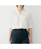 【アイシービー/iCB】の【先行予約・WEB限定】BackSatinAmunzen 5分袖キーネックブラウス 人気、トレンドファッション・服の通販 founy(ファニー) ファッション Fashion レディースファッション Fashion for Women トップス・カットソー Cut & Sew Tops シャツ・ブラウス・オフィスカジュアル Elegant Blouses & Button-Ups 春 Spring 今季 This Season, Current Season サテン Satin, Glossy Fabric 人気 Popular, Best Seller プリント Print, Printed Pattern ワーク Workwear, Utility Style S/S・春夏 SS, Spring/Summer, Warm Season 夏 Summer エレガント 上品 Elegant 2026年 2026 thumbnail オフホワイト|ID: prp329100004863370 ipo3291000000036157003