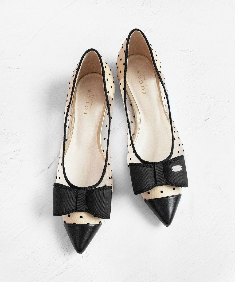 【トッカ/TOCCA】のRIBBON FLAT SHEER PUMPS パンプス インテリア・キッズ・メンズ・レディースファッション・服の通販 founy(ファニー) 　ファッション　Fashion　レディースファッション　Fashion for Women　2025年　2025　2025春夏・S/S　Spring/Summer 2025 SS25　サマー　Summer, Summer Style　シアー　Sheer, See-Through　セレモニー　Ceremony　ソックス　Socks, Hosiery　チュール　Tulip, Tulip Motif　トリミング　Trimming, Decorative Edge　ドット　Polka Dot, Dot Pattern　フェミニン　Feminine, Girly　フラット　Flat, Flat Shoes　リボン　Ribbon, Bow　リュクス　Luxury, Elegant, High-End, Chic　エレガント 上品　Elegant　夏　Summer　S/S・春夏　SS, Spring/Summer, Warm Season　ホワイト系|ID: prp329100004863681 ipo3291000000036177314