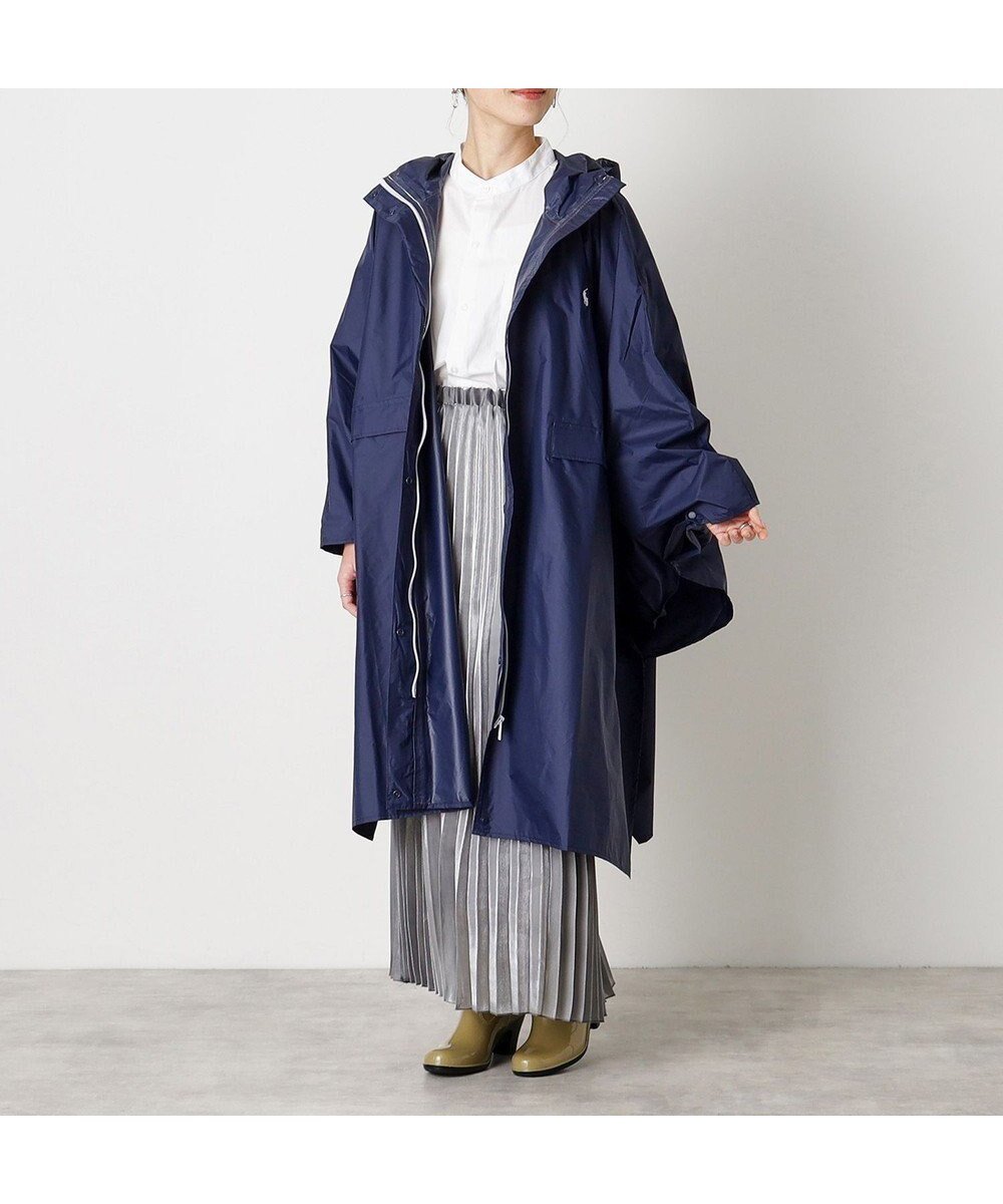 【ムーンバット/MOONBAT】のPOLO RALPH LAUREN(ポロ ラルフローレン) ポロポニー ポケッタブル レインポンチョ レインコート 無地 フード 収納袋 ロゴ入 レディース インテリア・キッズ・メンズ・レディースファッション・服の通販 founy(ファニー) 　ファッション　Fashion　レディースファッション　Fashion for Women　アウター　Coat / Outerwear Collection　コート・ロングコート・ピーコート　Long Coats, Peacoats & More　ポンチョ・ケープコート　Ponchos & Capes　コンパクト　Compact, Small Size　シューズ　Shoes, Footwear　シンプル　Simple, Minimal　フラット　Flat, Flat Shoes　ボックス　Boxy, Box Shape　ポンチョ　Poncho, Cape Style　ラップ　Wrap, Wrap Design　ワンポイント　One Point, Statement Accent　無地　Plain, Solid Color　ネイビーブルー|ID: prp329100004863683 ipo3291000000036177365
