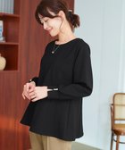 【ティアクラッセ/Tiaclasse】の【洗える】袖パールポンチフレアトップス 人気、トレンドファッション・服の通販 founy(ファニー) ファッション Fashion レディースファッション Fashion for Women トップス・カットソー Cut & Sew Tops カットソー Cut and Sewn Top カフス Cuff Design シンプル Simple, Minimal スリット Slit, Slit Detail スリーブ Sleeve, Long Sleeve / Short Sleeve デニム Denim, Jeans Material パール Pearl, Pearl Accent ペプラム Peplum, Flared Hem ラウンド Round, Round Neck エレガント 上品 Elegant 夏 Summer S/S・春夏 SS, Spring/Summer, Warm Season 洗える Machine Washable A/W・秋冬 Autumn/Winter thumbnail ブラック|ID: prp329100004863701 ipo3291000000036177963