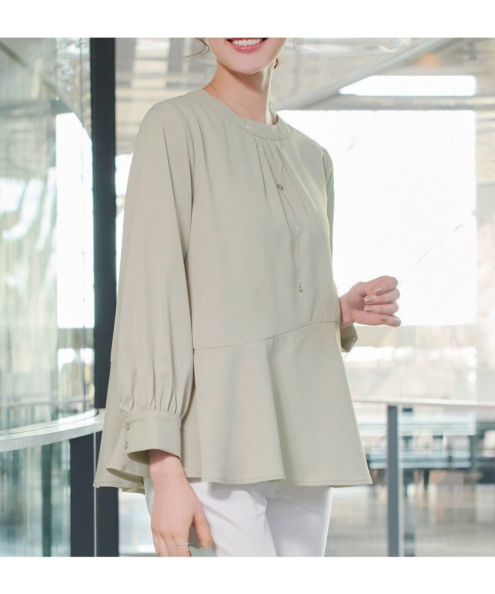 【ティアクラッセ/Tiaclasse】のイレギュラーヘムブラウス 人気、トレンドファッション・服の通販 founy(ファニー) 　ファッション　Fashion　レディースファッション　Fashion for Women　トップス・カットソー　Cut & Sew Tops　シャツ・ブラウス・オフィスカジュアル　Elegant Blouses & Button-Ups　アシンメトリー　Asymmetrical Style　ウォッシャブル　Machine Washable　春　Spring　洗える　Machine Washable　秋　Autumn　シューズ　Shoes, Footwear　スリーブ　Sleeve, Long Sleeve / Short Sleeve　チュニック　Tunic, Long Top　フェミニン　Feminine, Girly　フレア　Flare, Flared　ペプラム　Peplum, Flared Hem　ポケット　Pocket, Pocket Detail　冬　Winter / This Winter　A/W・秋冬　Autumn/Winter　再入荷　Restock / Back in Stock　エレガント 上品　Elegant　新作・新入荷　New Arrivals / New In　ビジネス 仕事 通勤　Business / Work / Commuting　 other-1|ID: prp329100004864175 ipo3291000000036198756