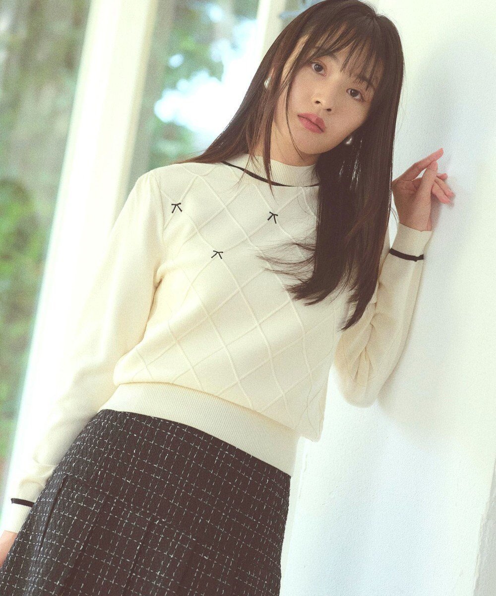 【フェルゥ/Feroux】のリボン刺繍ダイア柄 ニット 人気、トレンドファッション・服の通販 founy(ファニー) 　ファッション　Fashion　レディースファッション　Fashion for Women　トップス・カットソー　Cut & Sew Tops　ニット　Knit Tops & Sweaters　おすすめ　Recommended / Our Picks　アンサンブル　Ensemble Set　カーディガン　Cardigan, Knitwear　ガーリー　Girly, Feminine Style　セーター　Sweater, Knitwear　ハイネック　High Neck, Mock Neck　バランス　Balance, Style Balance　フェミニン　Feminine, Girly　モチーフ　Motif, Design Theme　リボン　Ribbon, Bow　ロング　Long, Long-Length　A/W・秋冬　Autumn/Winter　 other-1|ID: prp329100004864258 ipo3291000000036200006